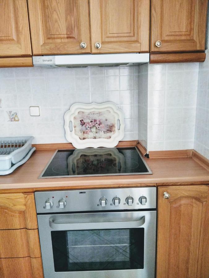 Nikita's House - 3 Min From Racetrack - Free Parking And Wifi - 7 Guests Apartment *