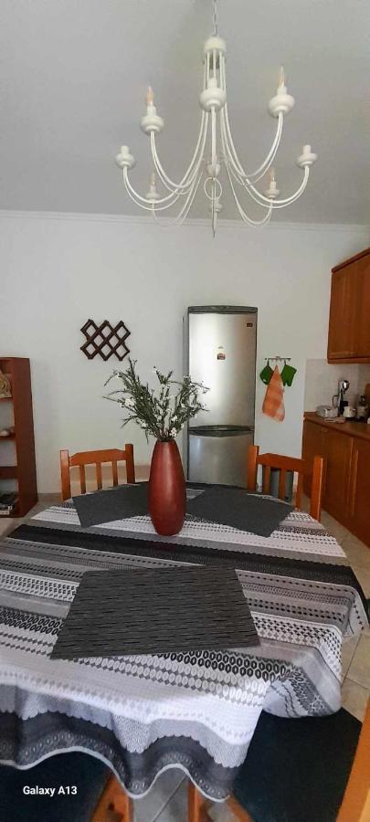 Apartment Nikita's House - 3 Min From Racetrack - Free Parking And Wifi - 7 Guests *