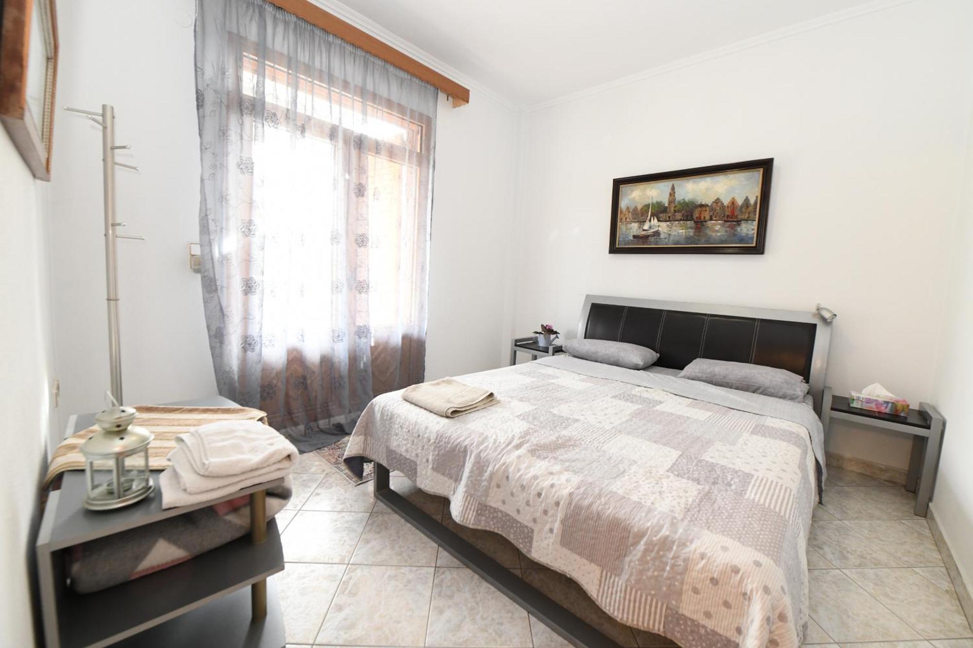 Nikita's House - 3 Min From Racetrack - Free Parking And Wifi - 7 Guests Serres