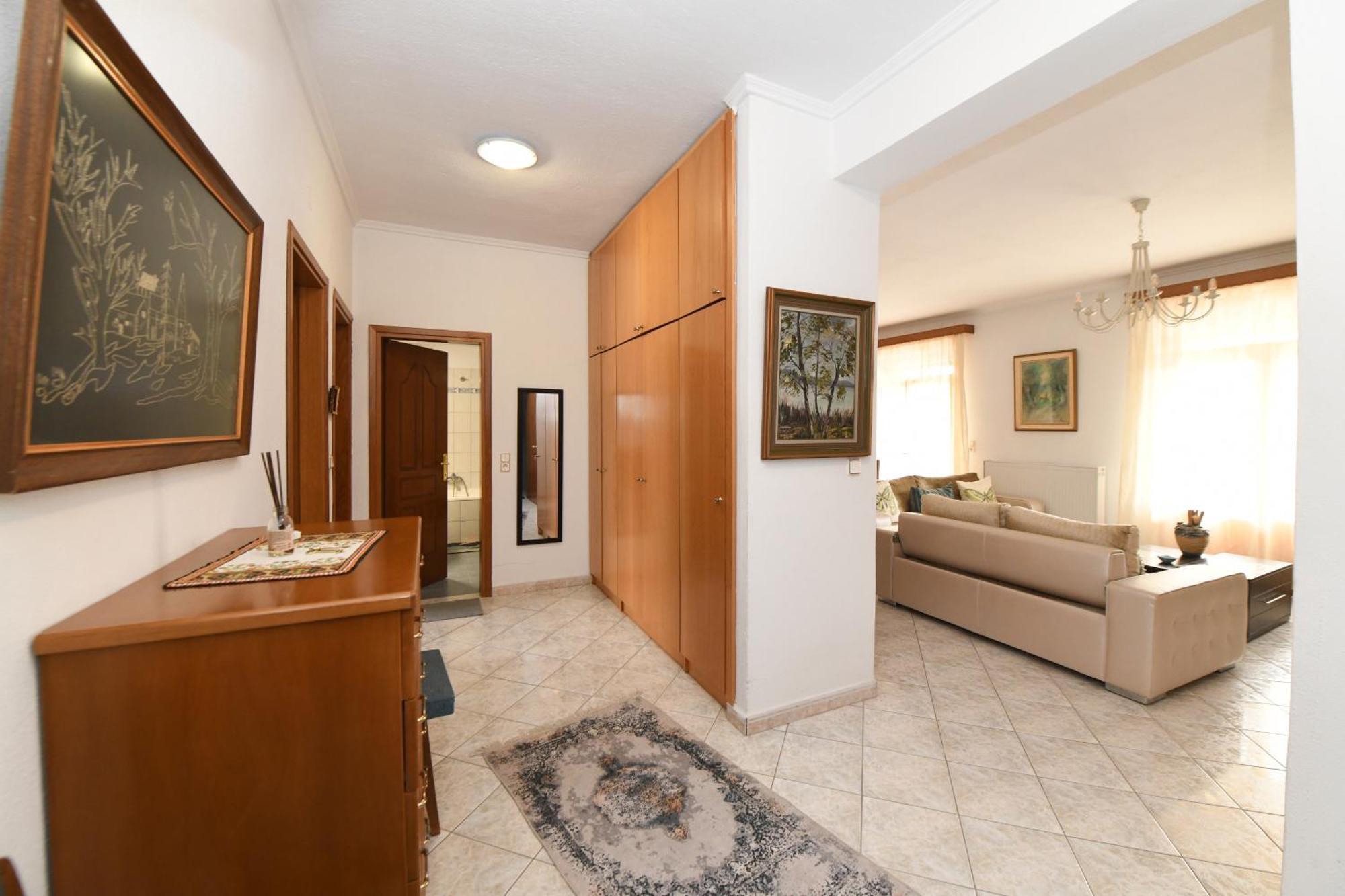 Nikita's House - 3 Min From Racetrack - Free Parking And Wifi - 7 Guests Serres